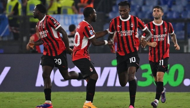 ميلان يستعين بيوفنتوس